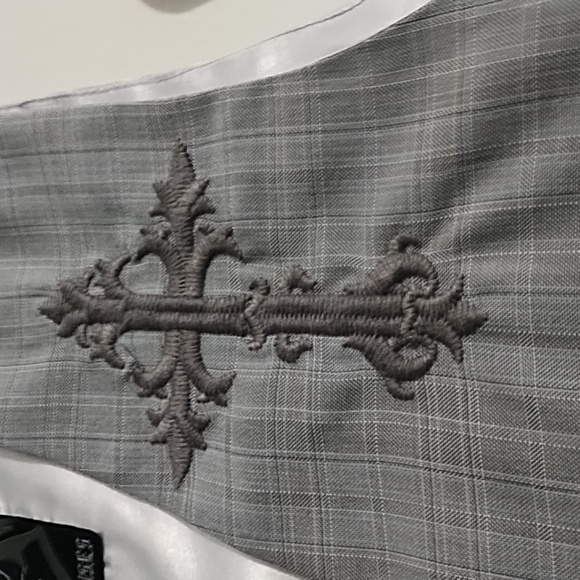 Roar Grey Plaid Satin Back Embroidered Vest Adjustable Back - Picture 7 of 12